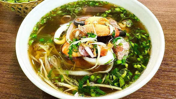 Bánh Đa Cù Kỳ Trang Đinh - 61 Nguyễn Quý Tân