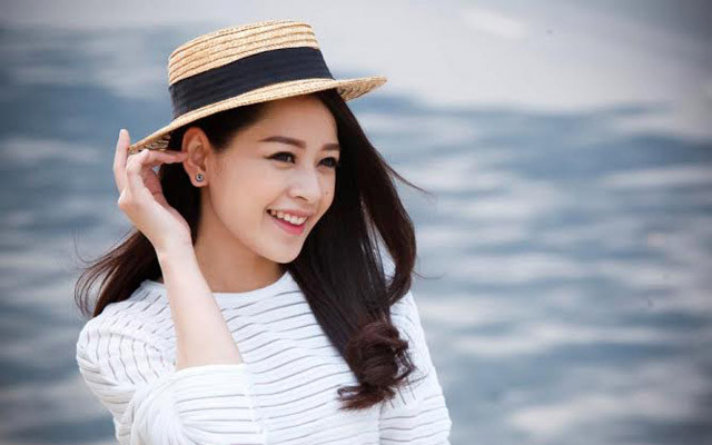 Hớt Tóc Ven Sông - Nguyễn Đỗ Mục