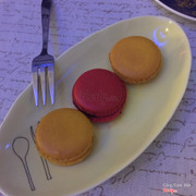 bánh macaron