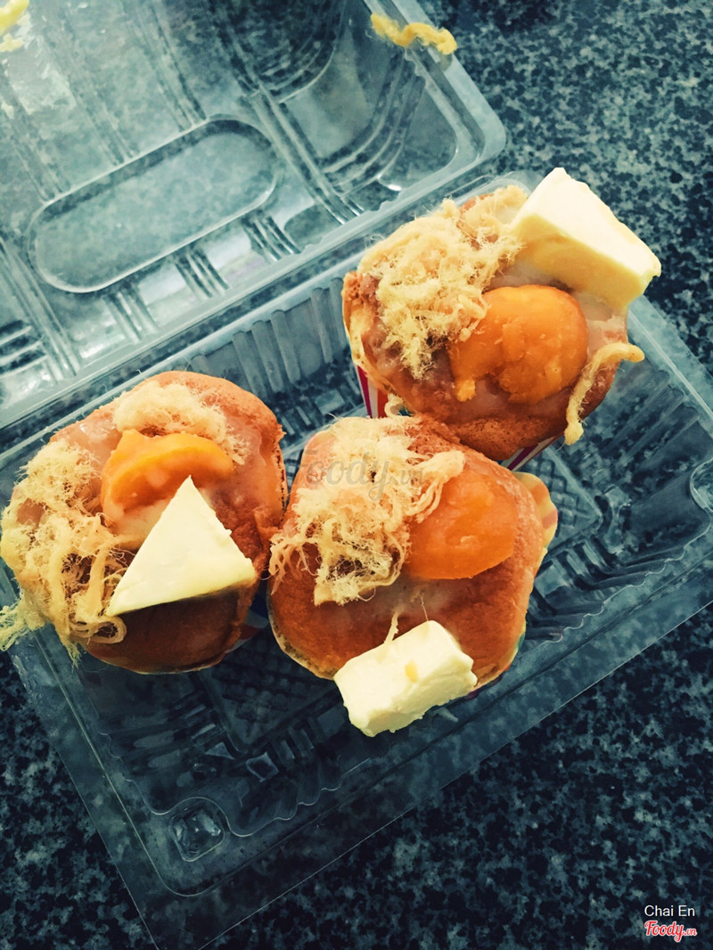 Bông lan trứng muối Tinh Hoa