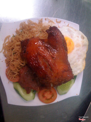 thuc don com tam phuc dat