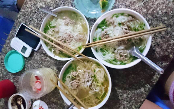 Phở Bò & Bún Riêu Cua