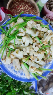 ốc móng tay xào tỏi