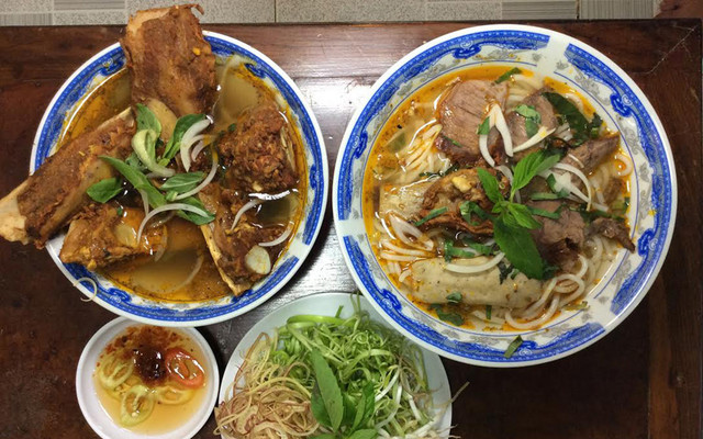 Bà Mợ Chín - Bún Bò Huế