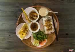 bánh cuốn chả