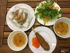 Phần ăn huyền thoại (chả quế chưa mang ra)