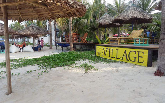 The Village - Breeze Bar