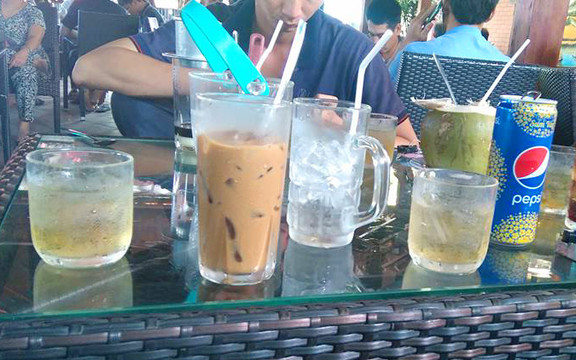 Xóm Cafe