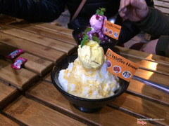 Ở Hàng Mành ko chỉ có Bún chả là ngon mà còn có Patbingsoo rất ngon, người lớn trẻ con đều thích