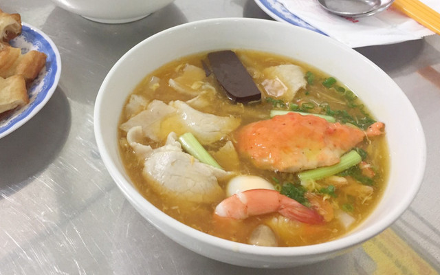 Bánh Canh Chả Cua