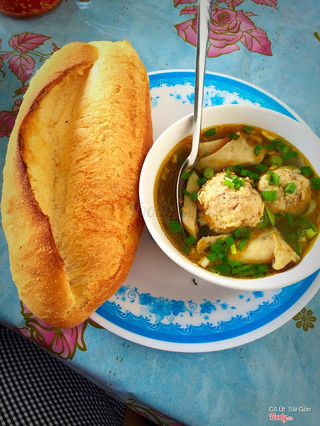 Bánh mì xíu mại
