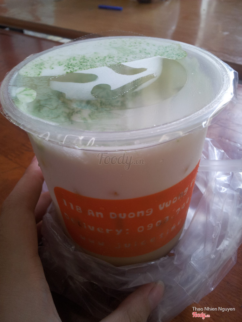 Ô long Macchiato có lớp kem Matcha