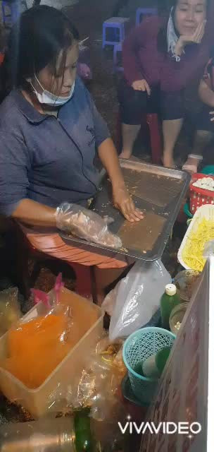 Bánh Tráng Trộn & Cuốn