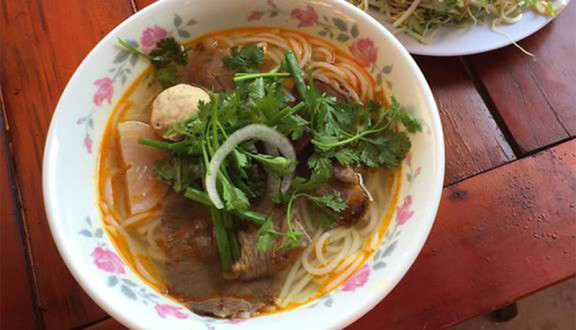 Sinh Đôi - Bún Bò & Bò Kho
