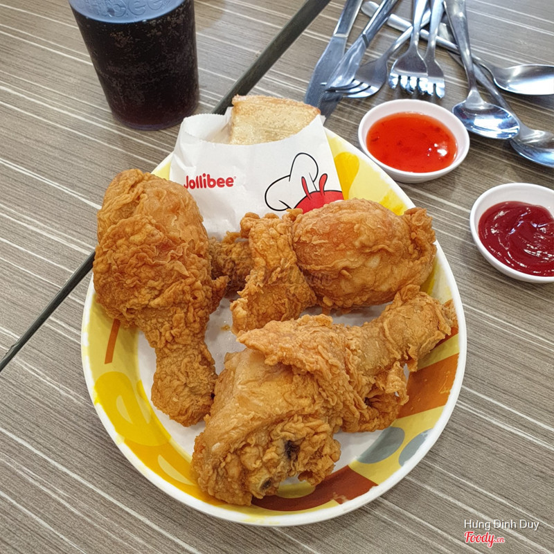 Gà giòn vui vẻ.