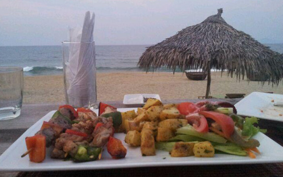 Banyan Beach Bar & Restaurant