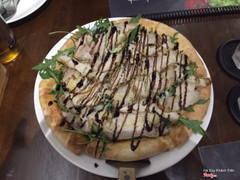 Teriyaki chicken pizza