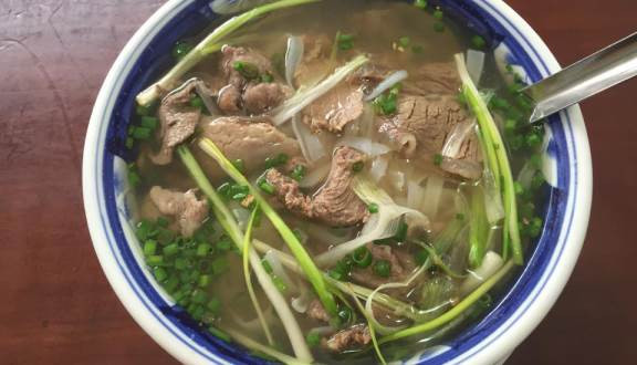 Phở Bát Đàn - Lê Trọng Tấn
