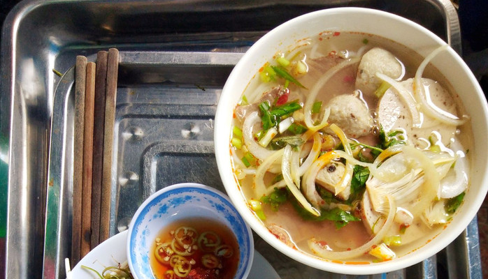 Bún Bò Huế Quang Minh - 940 Quang Trung