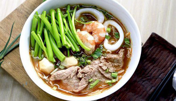 Cơm Gà Tài Ký - Nguyễn Hoàng