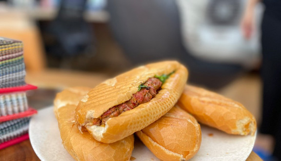 Bánh Mì Xiên Nướng BonBon