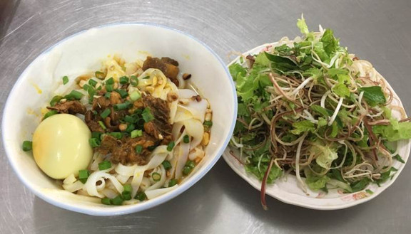 Cô Mai - Mì Quảng & Bánh Canh