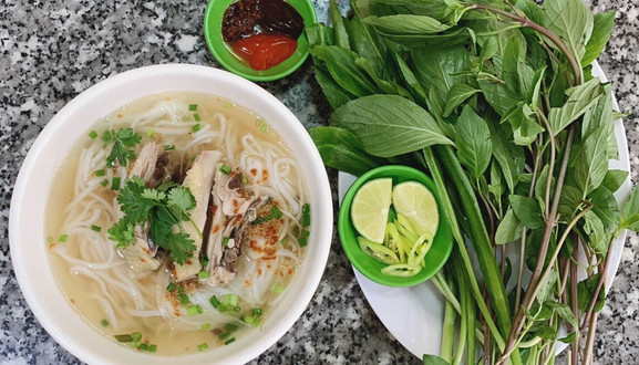 Phở Gà Ngon - Cây Keo
