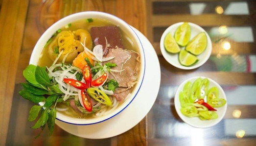 Bún Bò Huế Ô Lam 