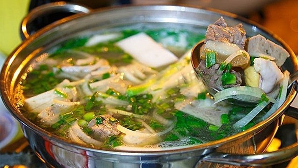 Lẩu Bò Long Vương