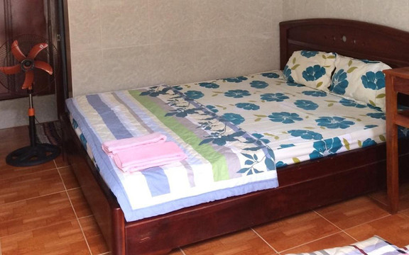 Hưng Long Homestay