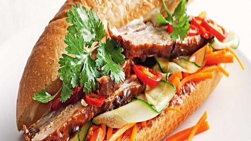 Bánh Mì Ủy Ban - Đông An