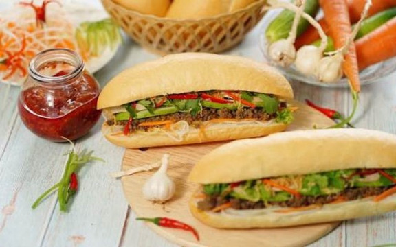 Bánh Mì Pate Gia Lai Benri Bread - Thích Quảng Đức