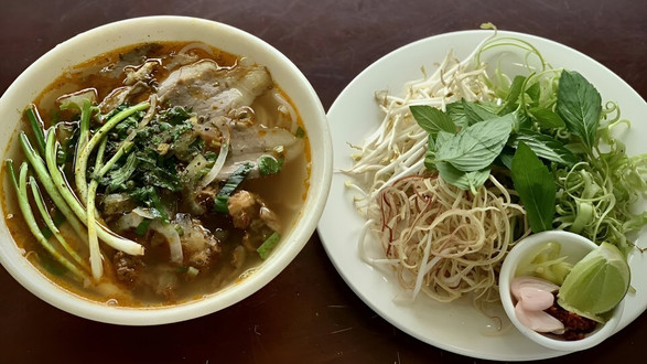 Phở Lan - Tân Hương