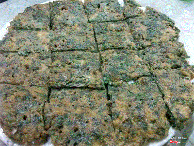 Trứng ngải cứu