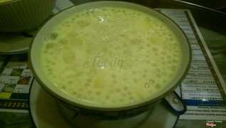 Mango sago with pomelo S$4.20