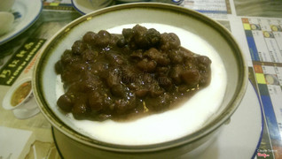 Fresh mllk steamed egg white with red bean S$3.80