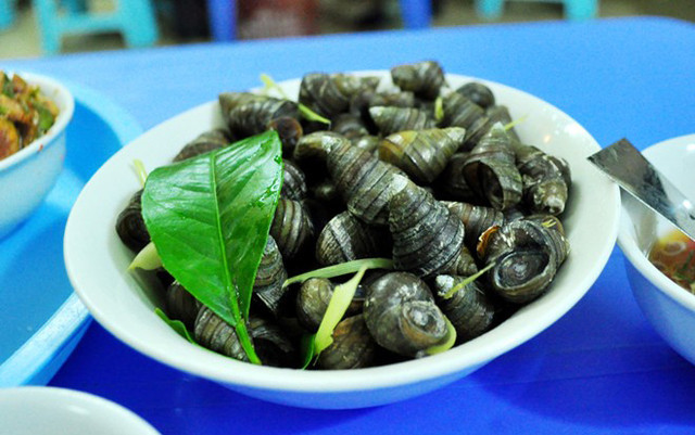 Quán Ốc, Ngao - Chợ Khâm Thiên