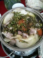 Lẩu canh chua cá bóp