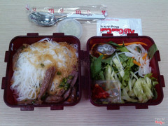 Bún bì nem nướng