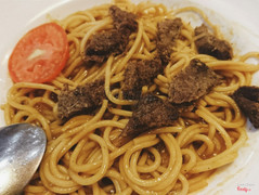Mỳ Ý bò nướng sốt nâu