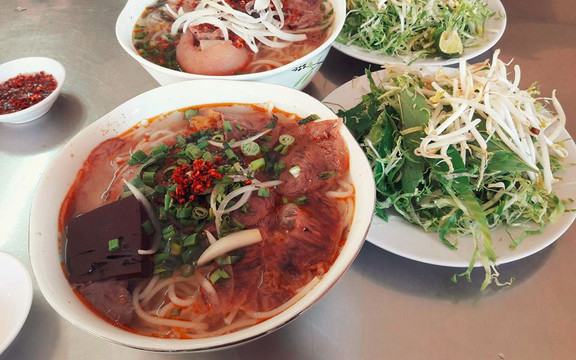 Quán Hiền - Phở & Bún