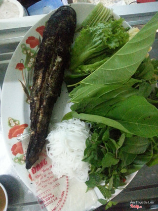 Cá Lóc đồng nướng chui