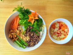 Bún bò Nam Bộ