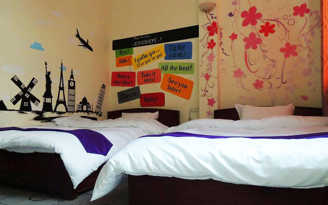 Halong Happy Hostel