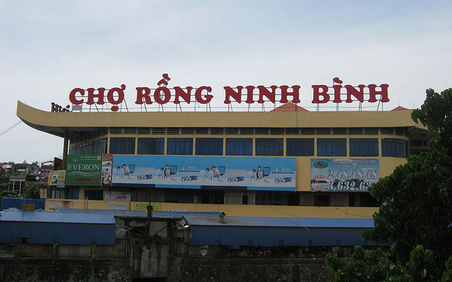 Chợ Rồng