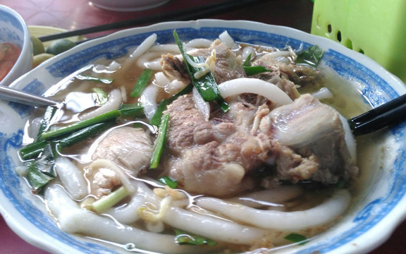 Hủ Tiếu Gõ & Bánh Canh Bình Dân