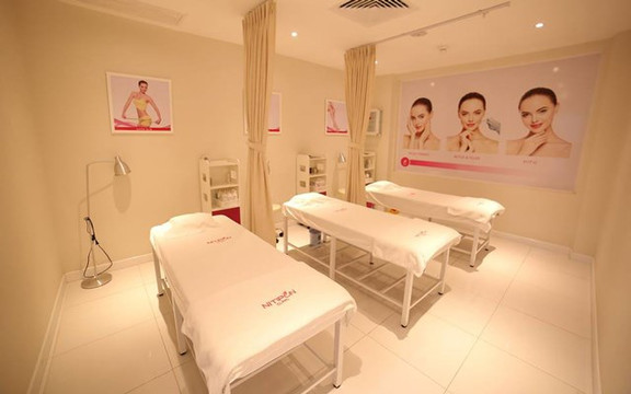 Nitipon Clinic Việt Nam - Mạc Thị Bưởi