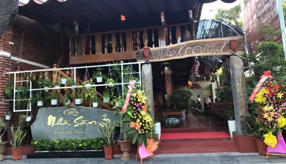 Nhà Sàn Cafe