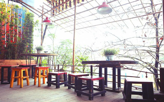 Area 21 Cafe - Trần Phú