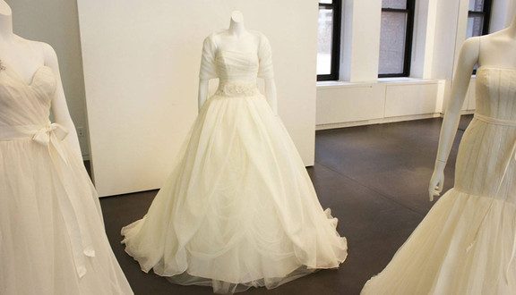 Áo Cưới Vera Wang